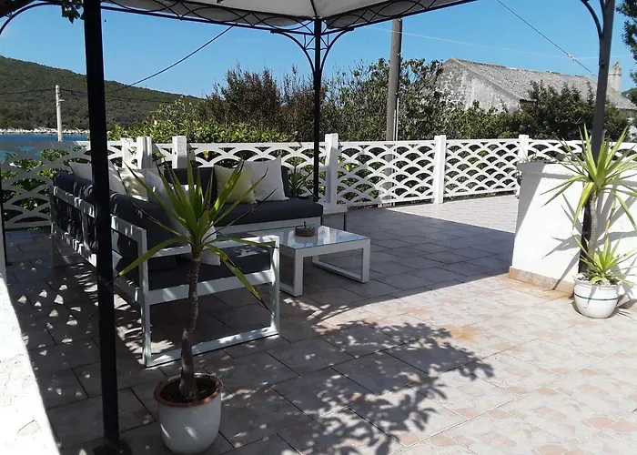 Adorable Summer House By The Sea Nyaraló *